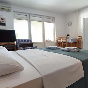 3 Palms , Crikvenica Horvátország